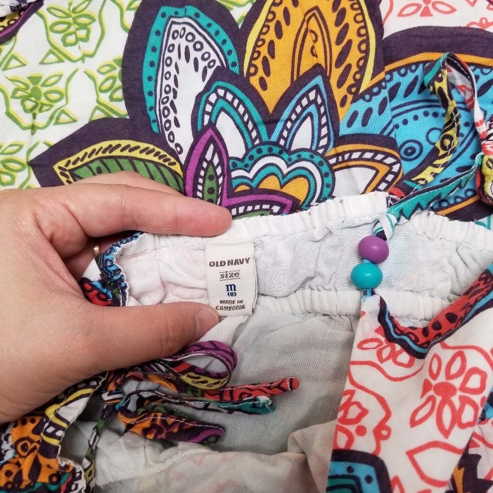 Old Navy sundress. Size M (8) - Picture 4 of 5
